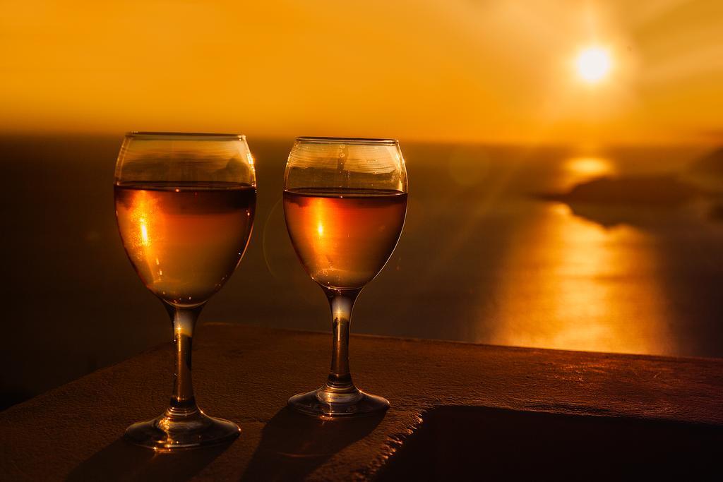 Santa Rinoula Suites Sea Sunset Views Adults Only Megalochori  Buitenkant foto