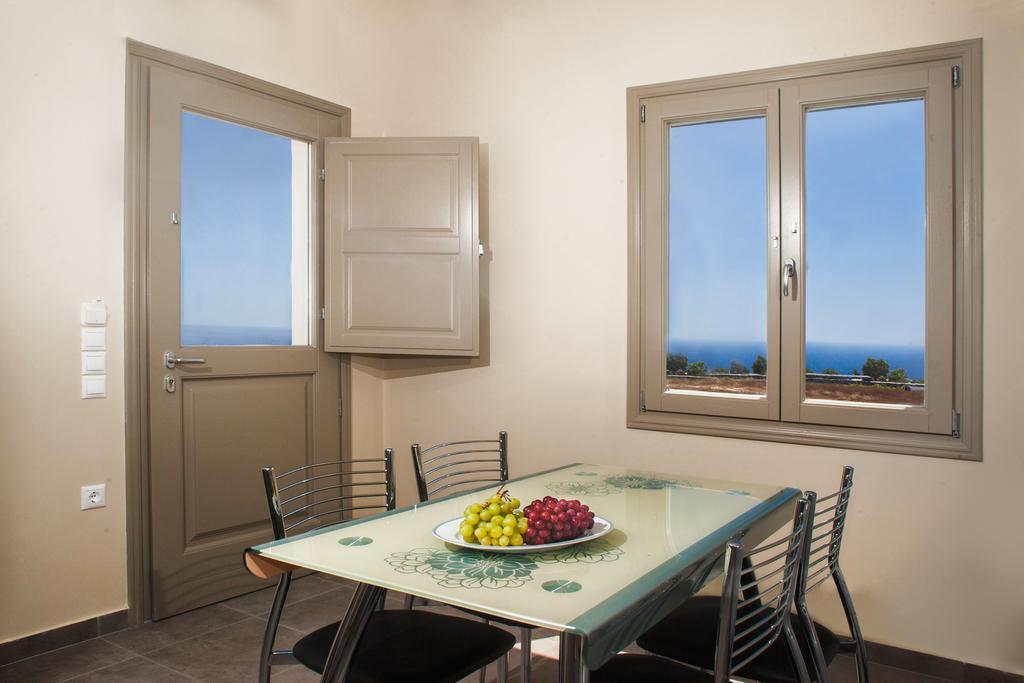 Santa Rinoula Suites Sea Sunset Views Adults Only Megalochori  Buitenkant foto