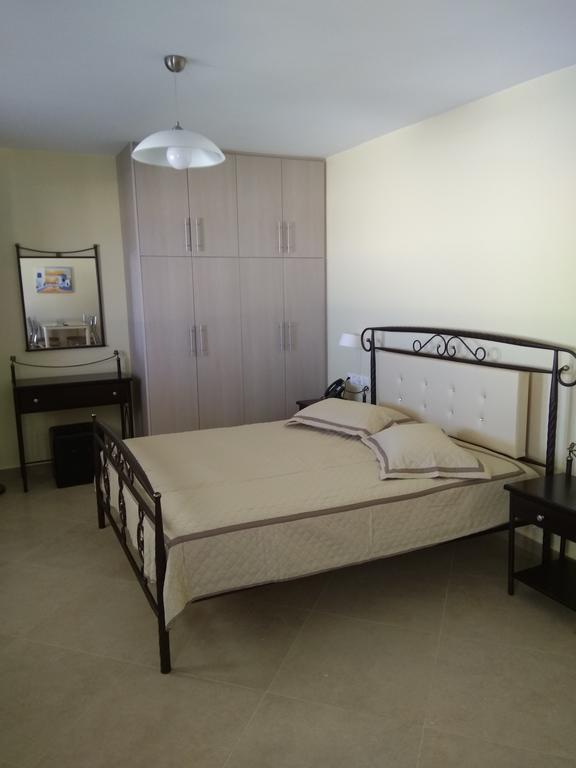 Santa Rinoula Suites Sea Sunset Views Adults Only Megalochori  Kamer foto